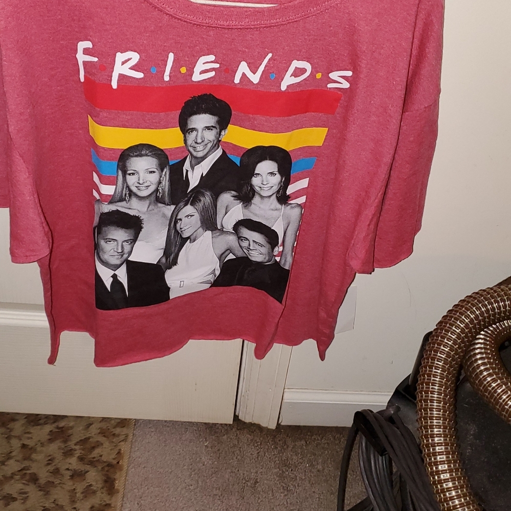 Friends t shirt new with tags - Picture 5 of 5